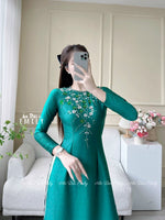 VICTORIA Dark green ao dai with crystals