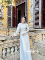 EMERIE Pre made plain White color with crystals collar