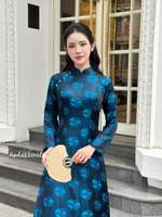 LEIGHTON Mulberry silk ao dai with lotus patterns