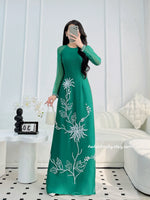 CLAIRE Dark Green ao dai with handed beading flowers