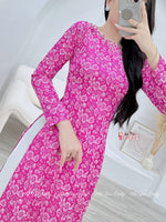 PAISLEE Ao dài lụa màu hong kết hạt