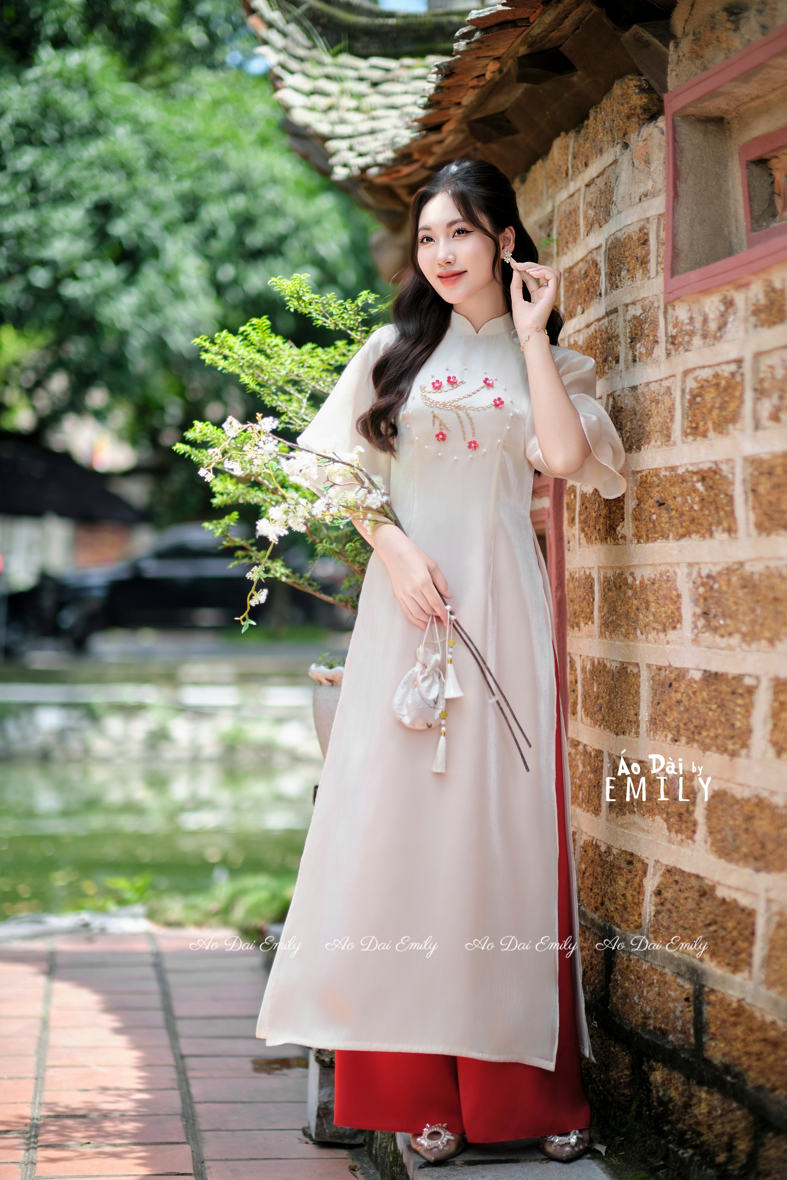Nude/cream double layers modern ao dai set