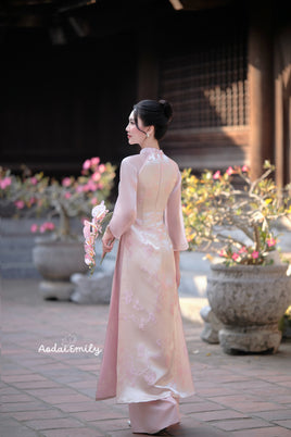 SAMANTHA Pink/Beige Spring flowers pattern