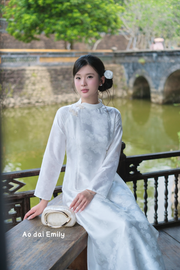 White áo dài gấm with design button |White rose