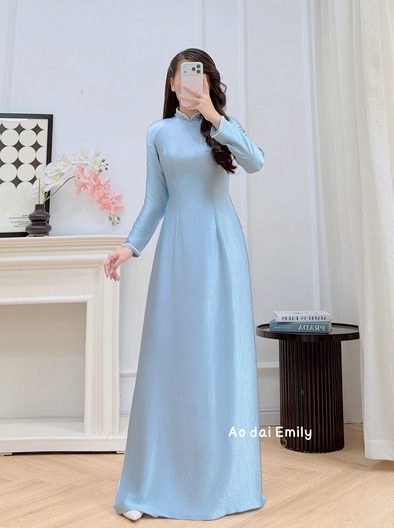 Tradition Plain ao dai with simple crystal collar| Nightshade