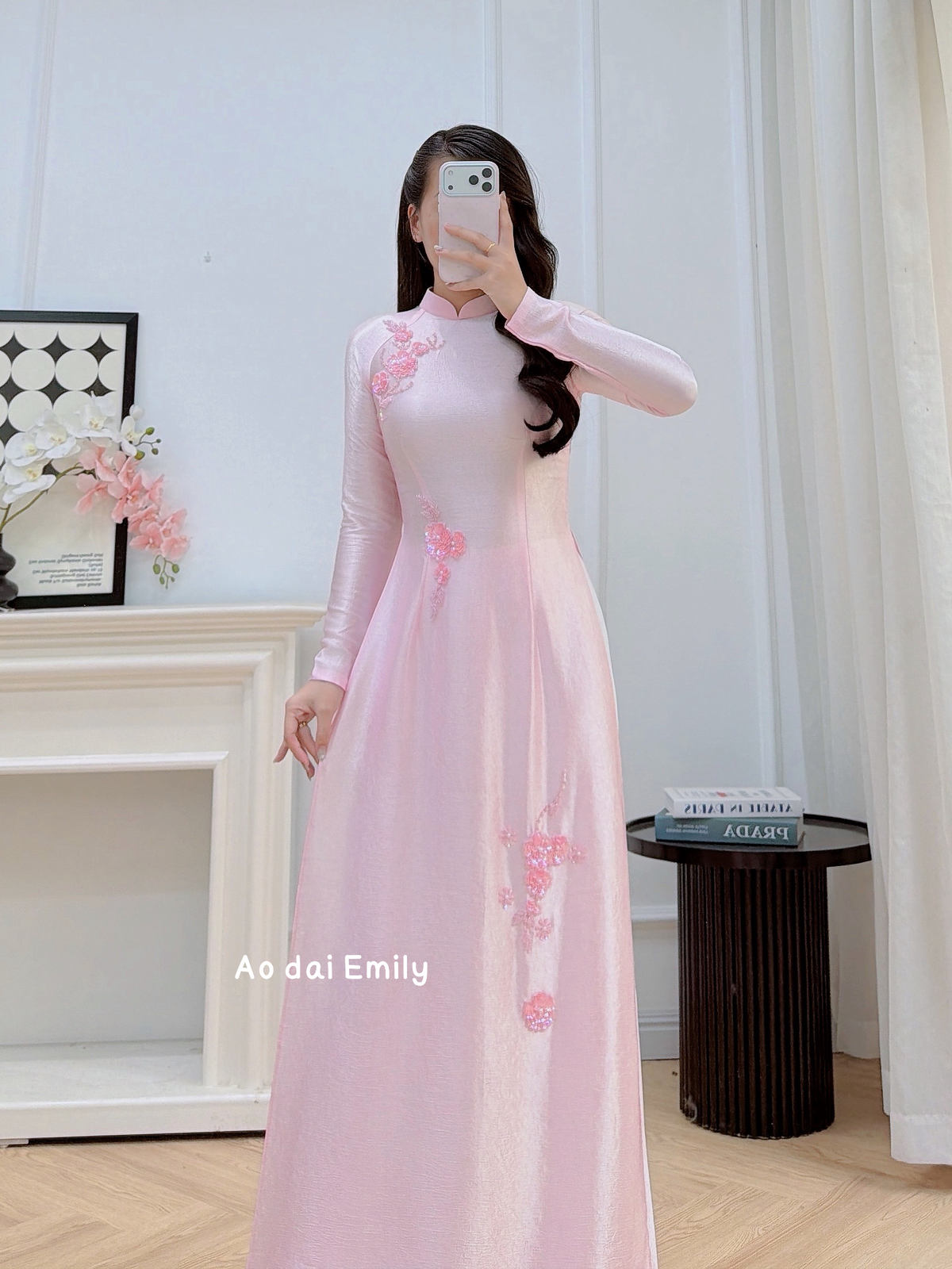 Pink traditional style ao dai with simple beading crystals | Queen Anne