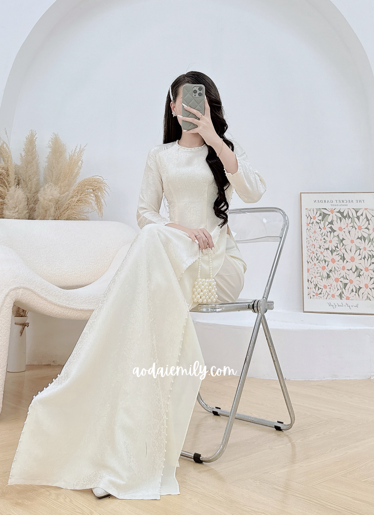 Double layers Cream Gam with pearls