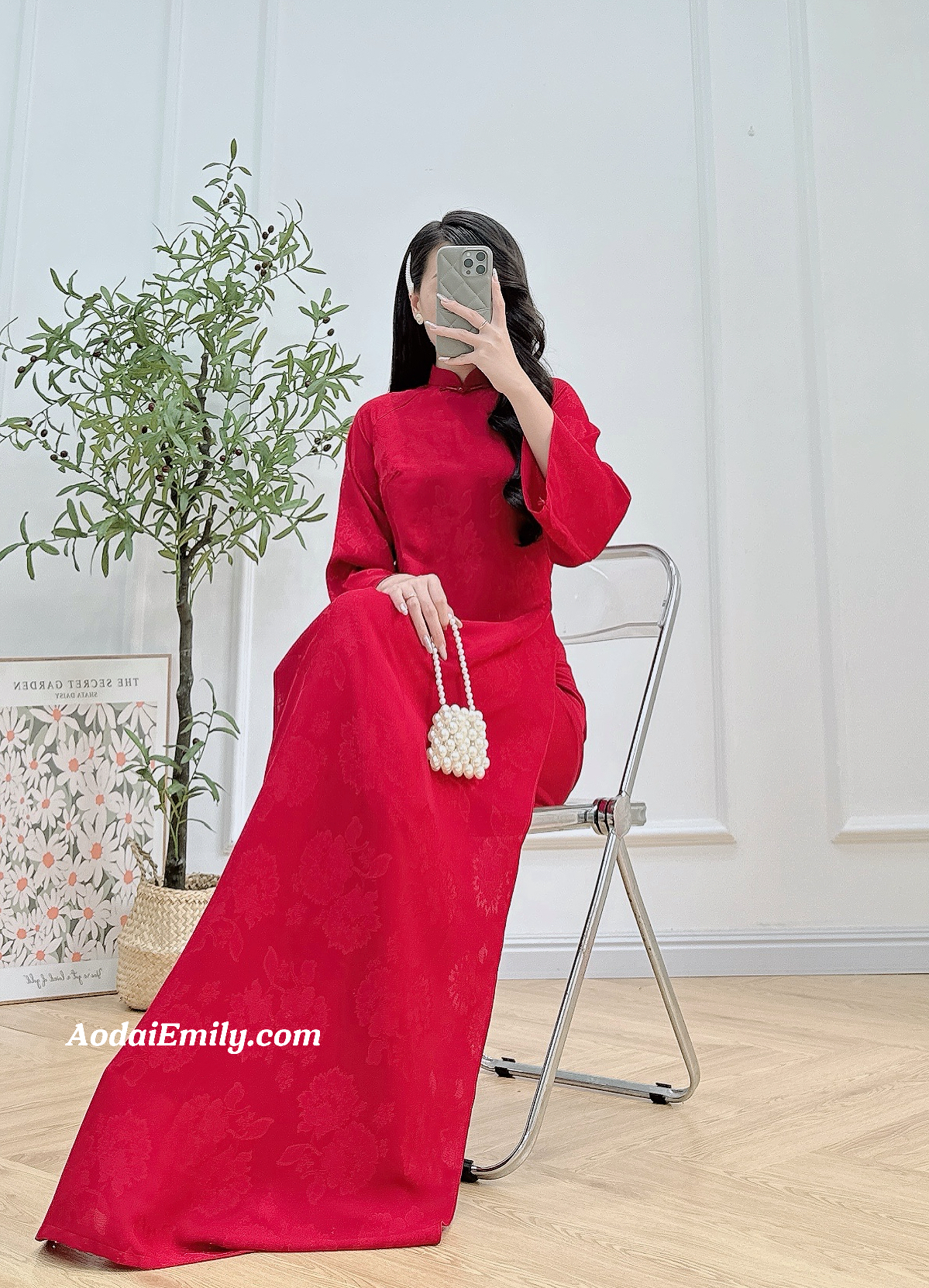 Double layers Loosing Burgundy modern ao dai