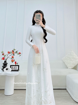 MAISIE White 3D flowers with Hand beading crystals Ao dai