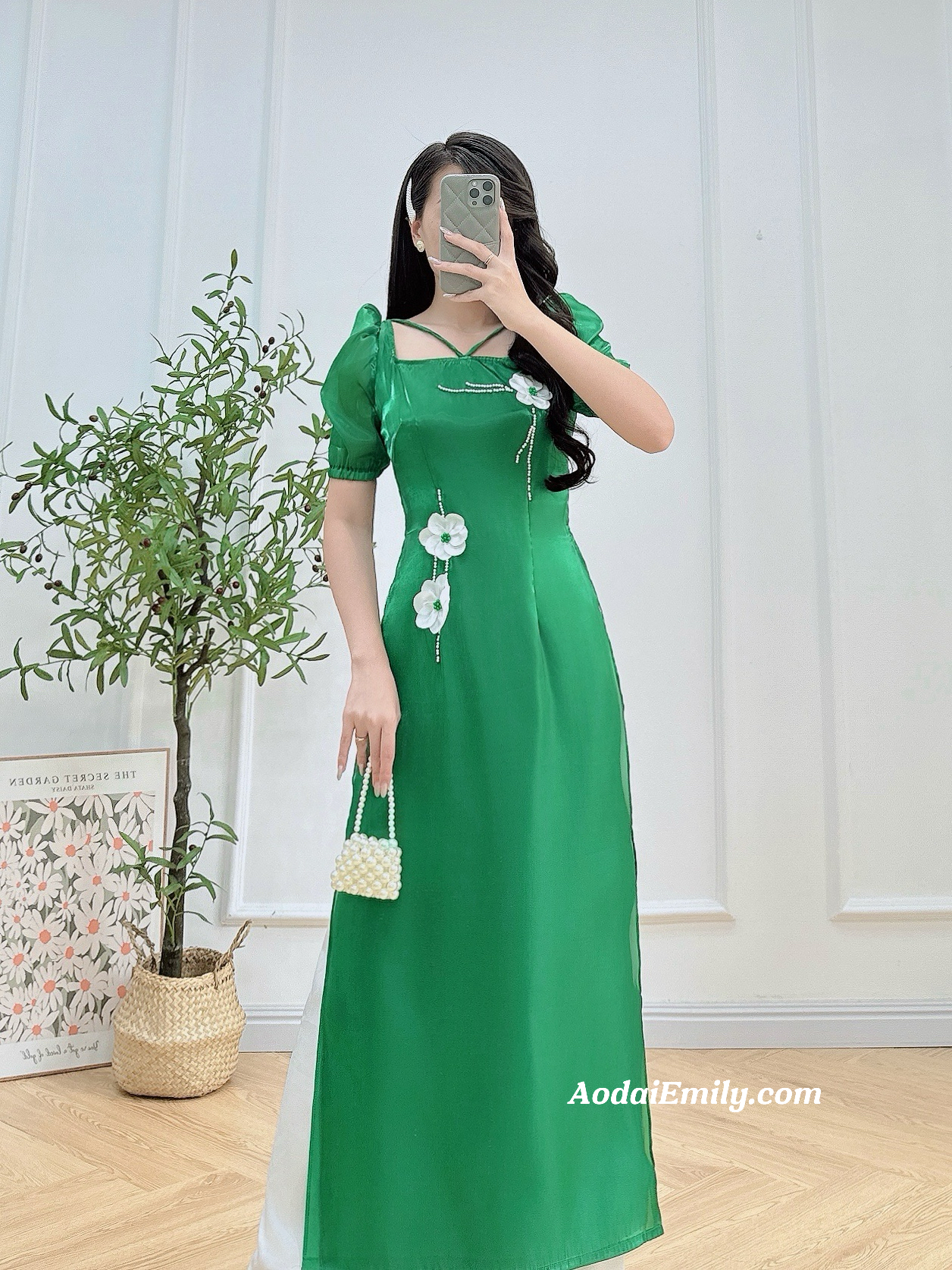 Green Modern Ao Dai with 3D flowers