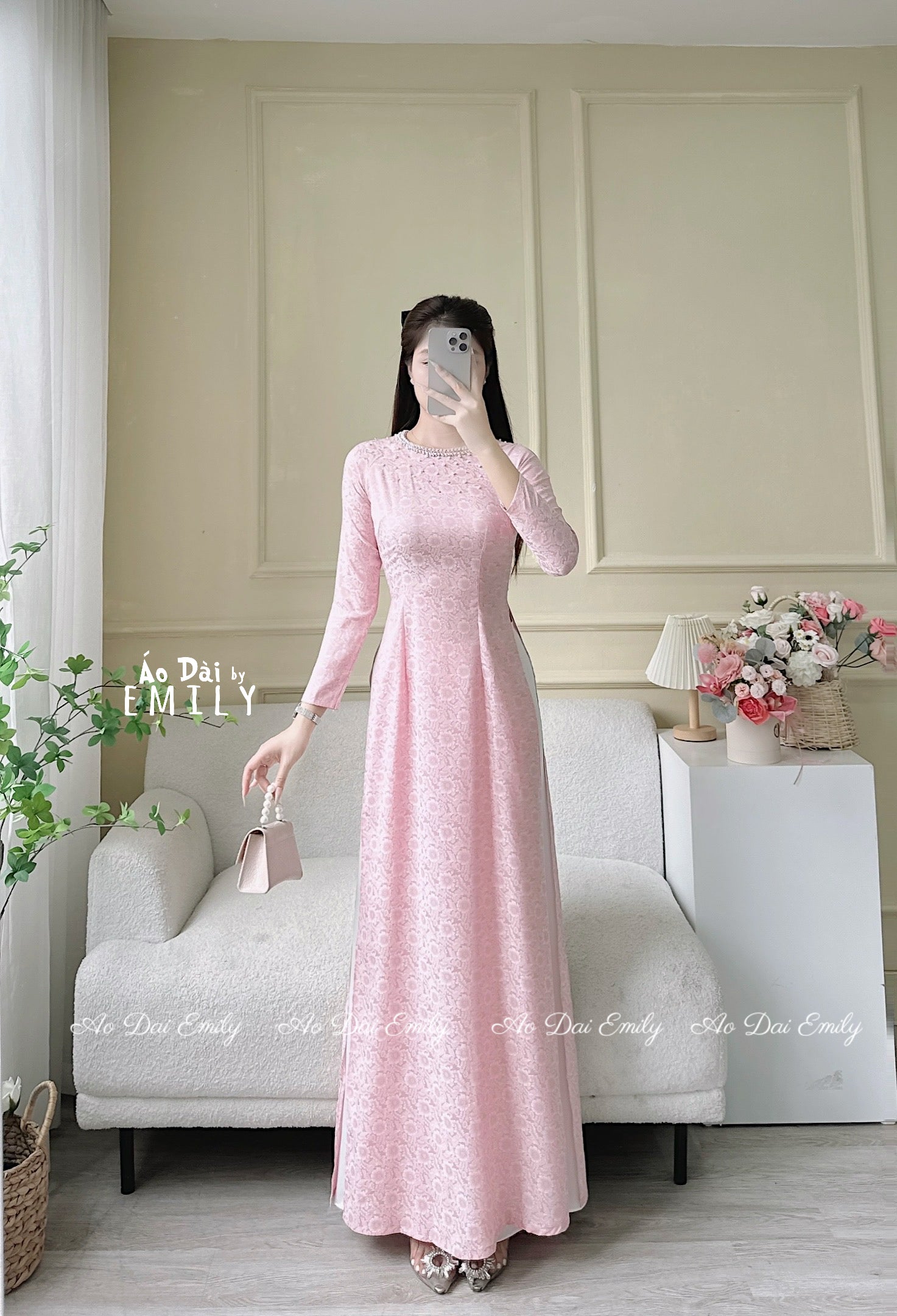 Ao dài lụa gấm with crystals