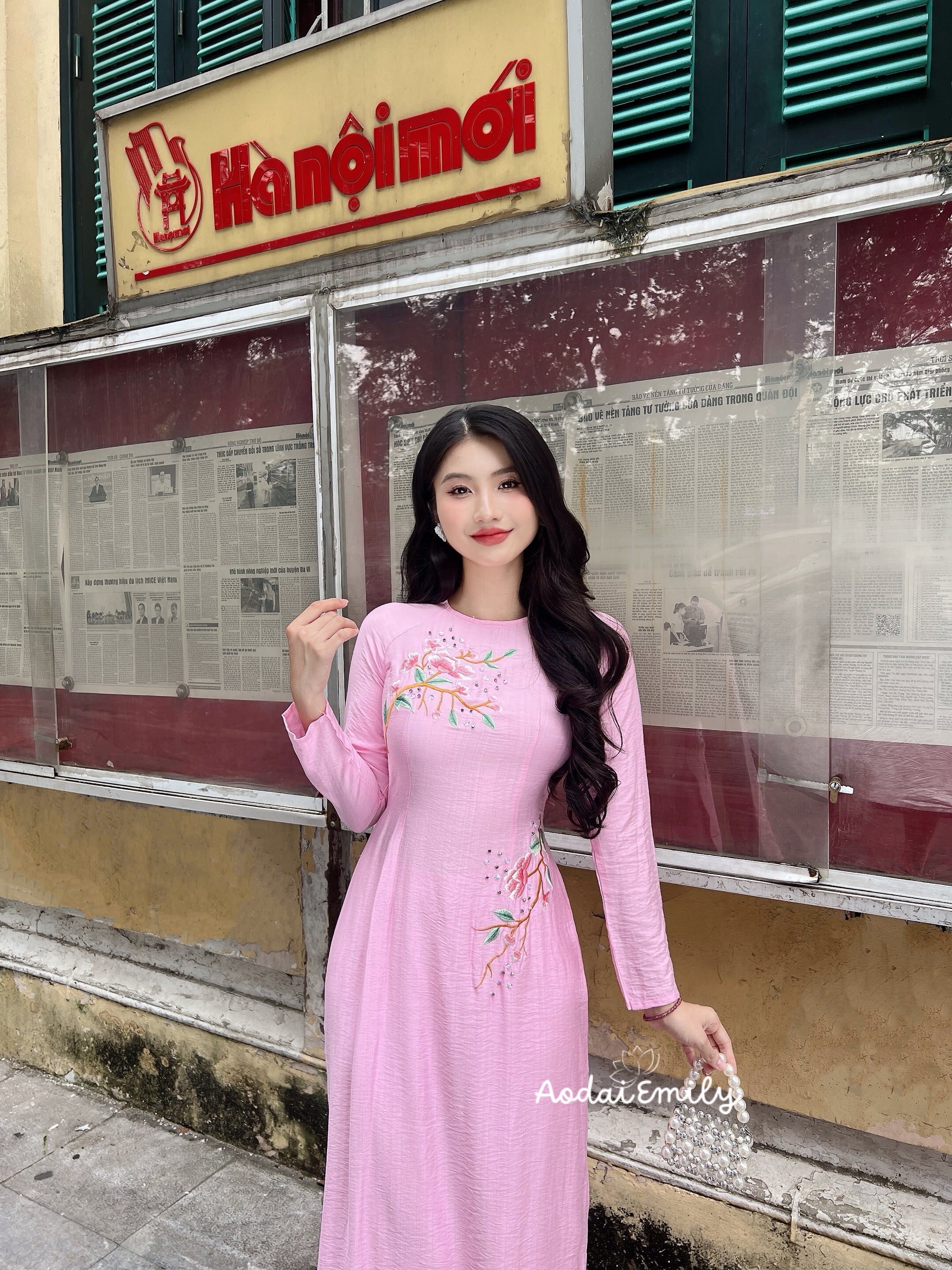 Pink Ao Dai Set with embroidery flowers