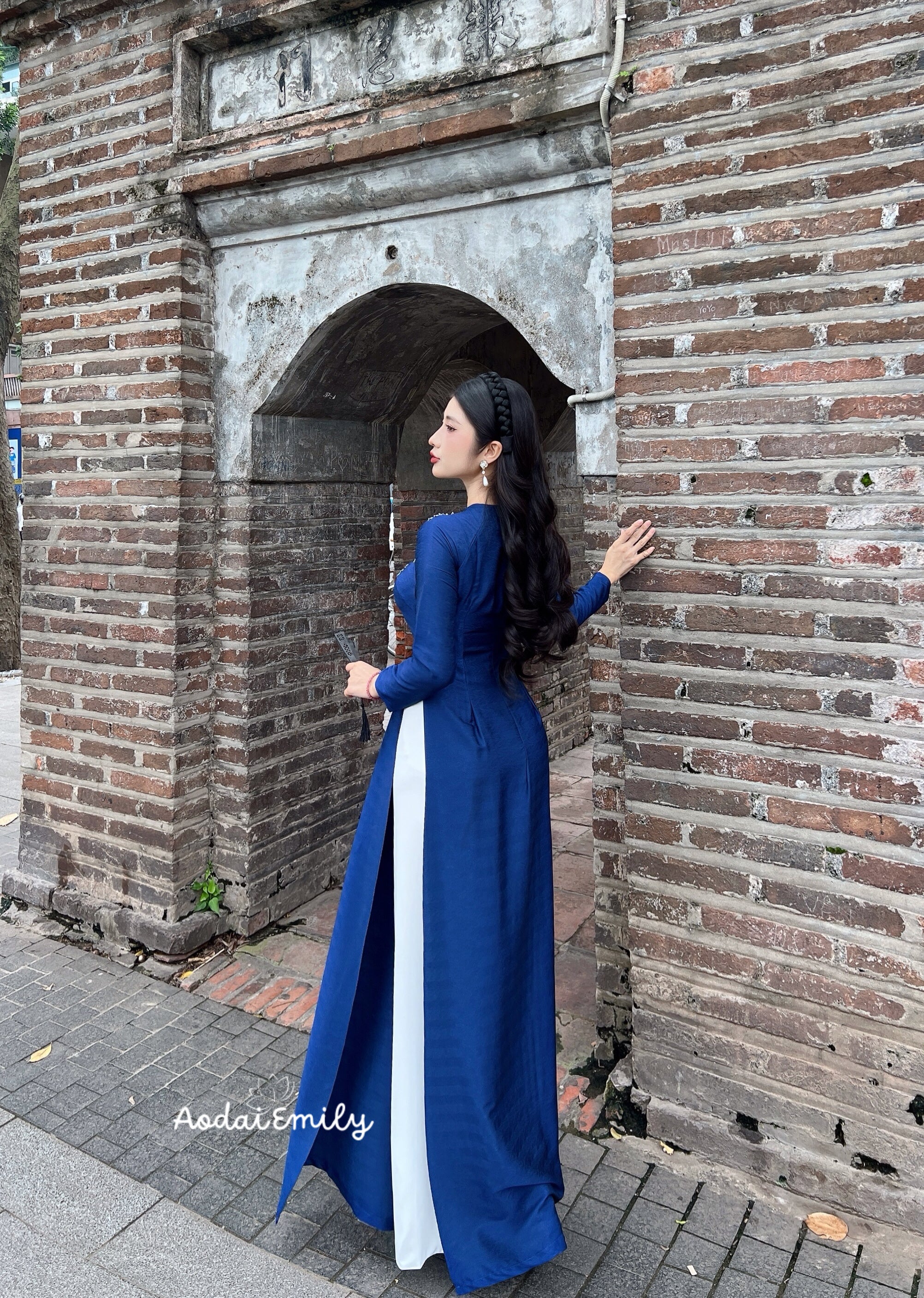 MABEL Ao dai lụa kết hạt| Dark blue ao dai with crystals