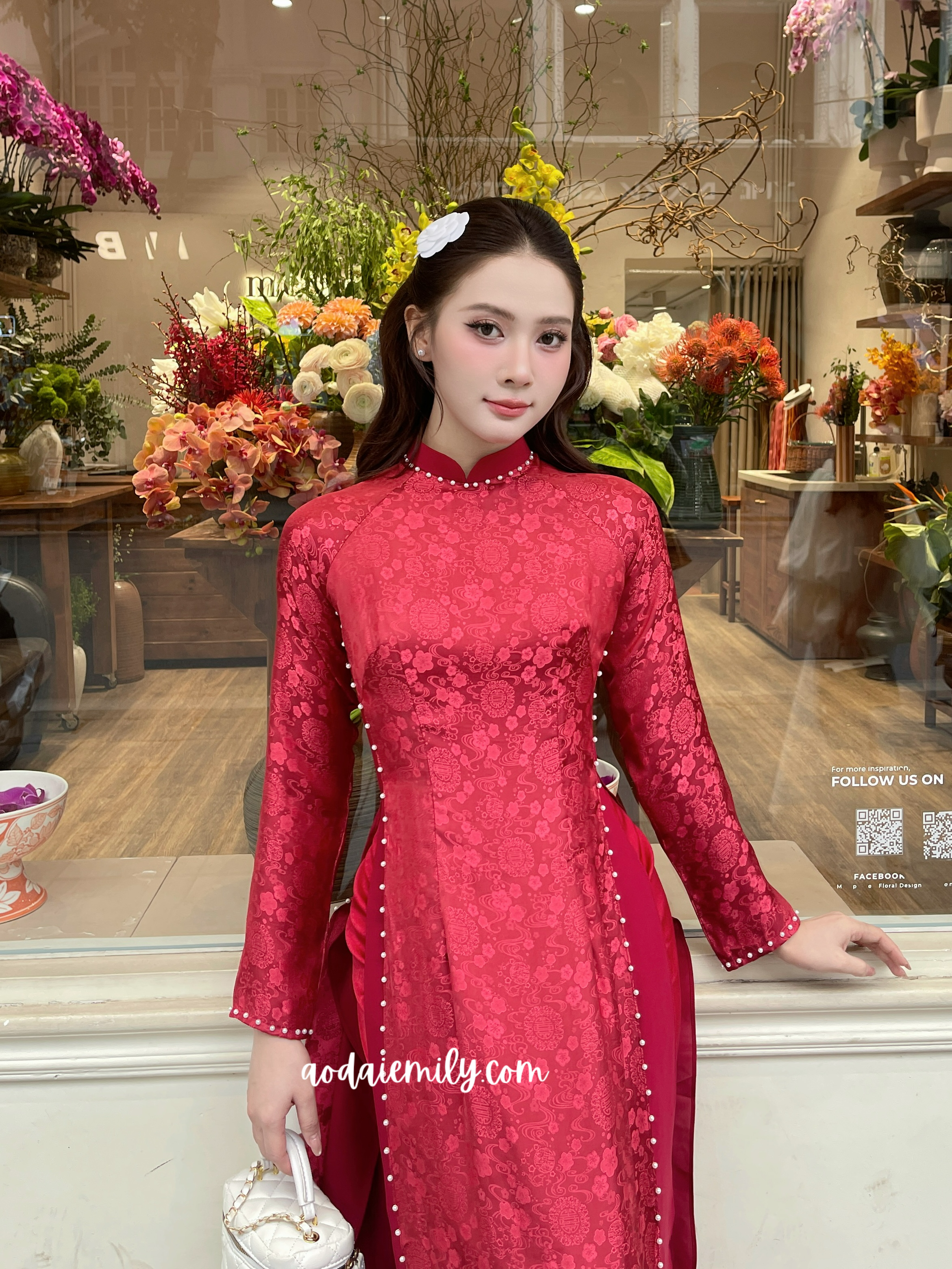 Double layers Burgundy Gam with pearls