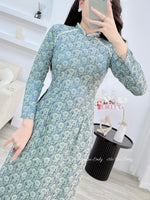 LEILANI Ao dài lụa gấm hoa cúc kết hạt