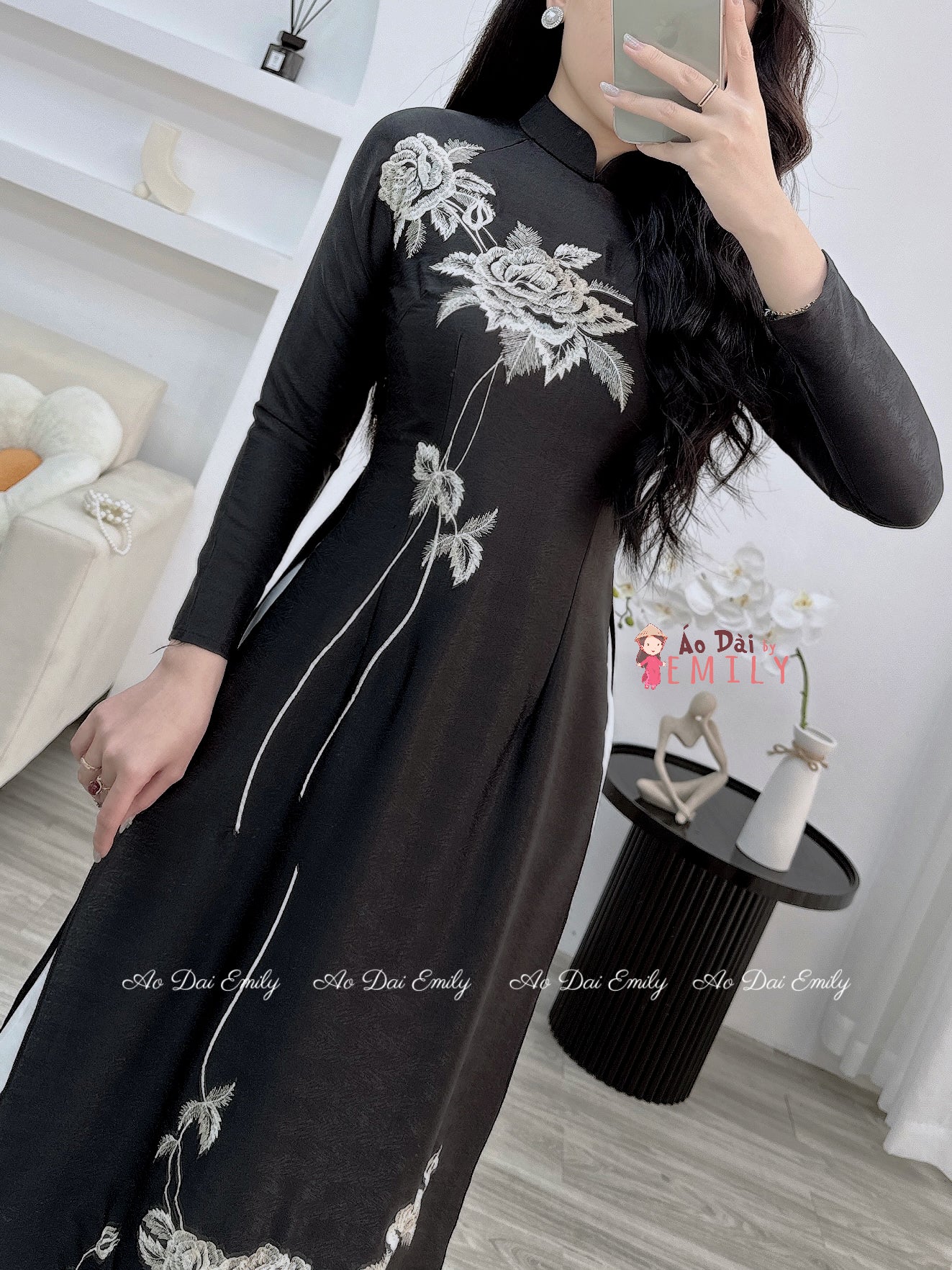 Black Pre made embroidery ao dai| Anlse Hyssop