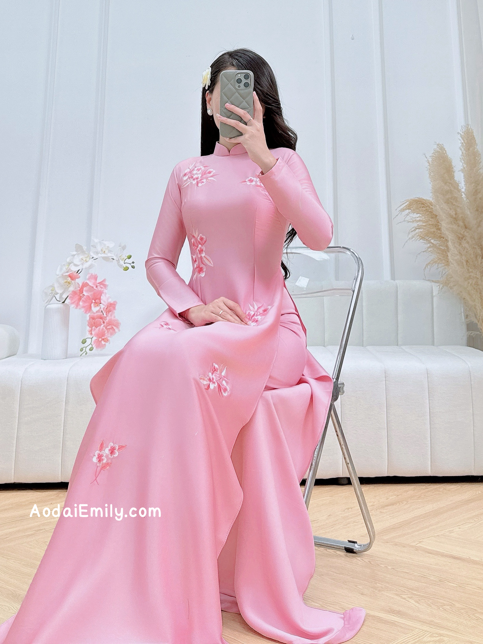 Pink Ao dai with embroidery flowers