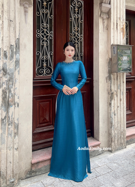 ALISSON Pre made plain color with crystals collar