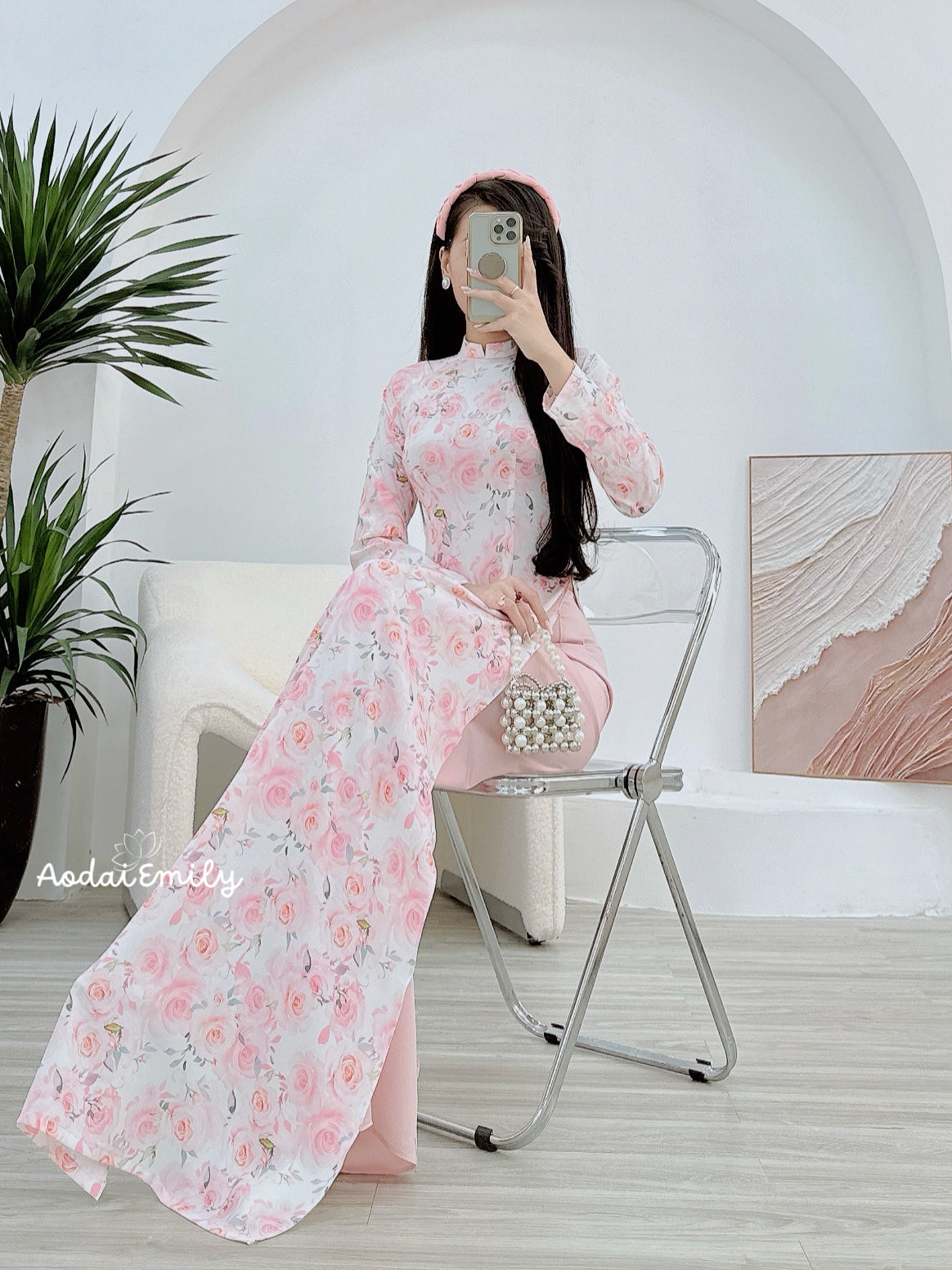Rose pattern Pre-made Ao dai