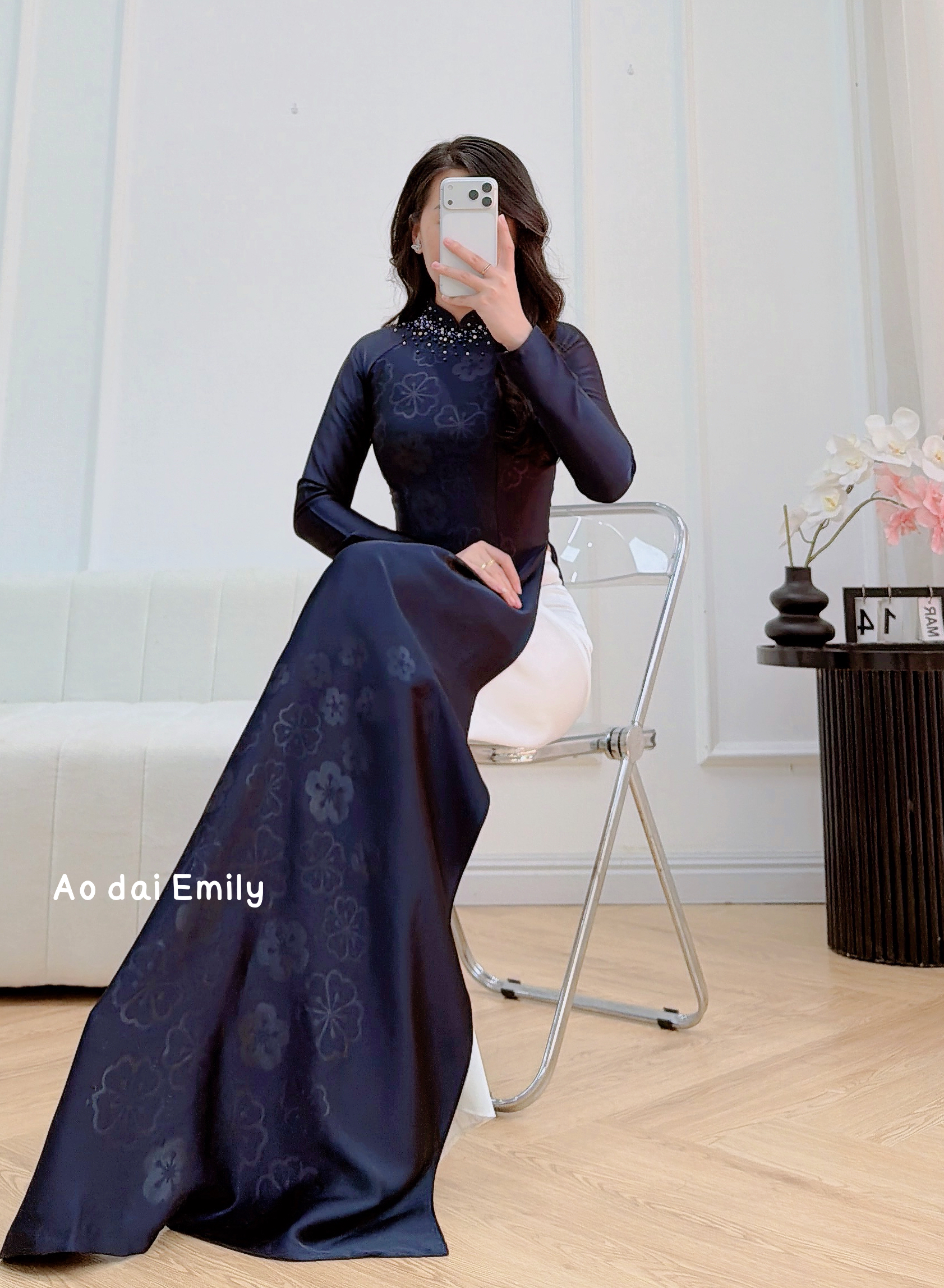 Dark Blue ao dai with simple crystals rhinestones collar| Ballota