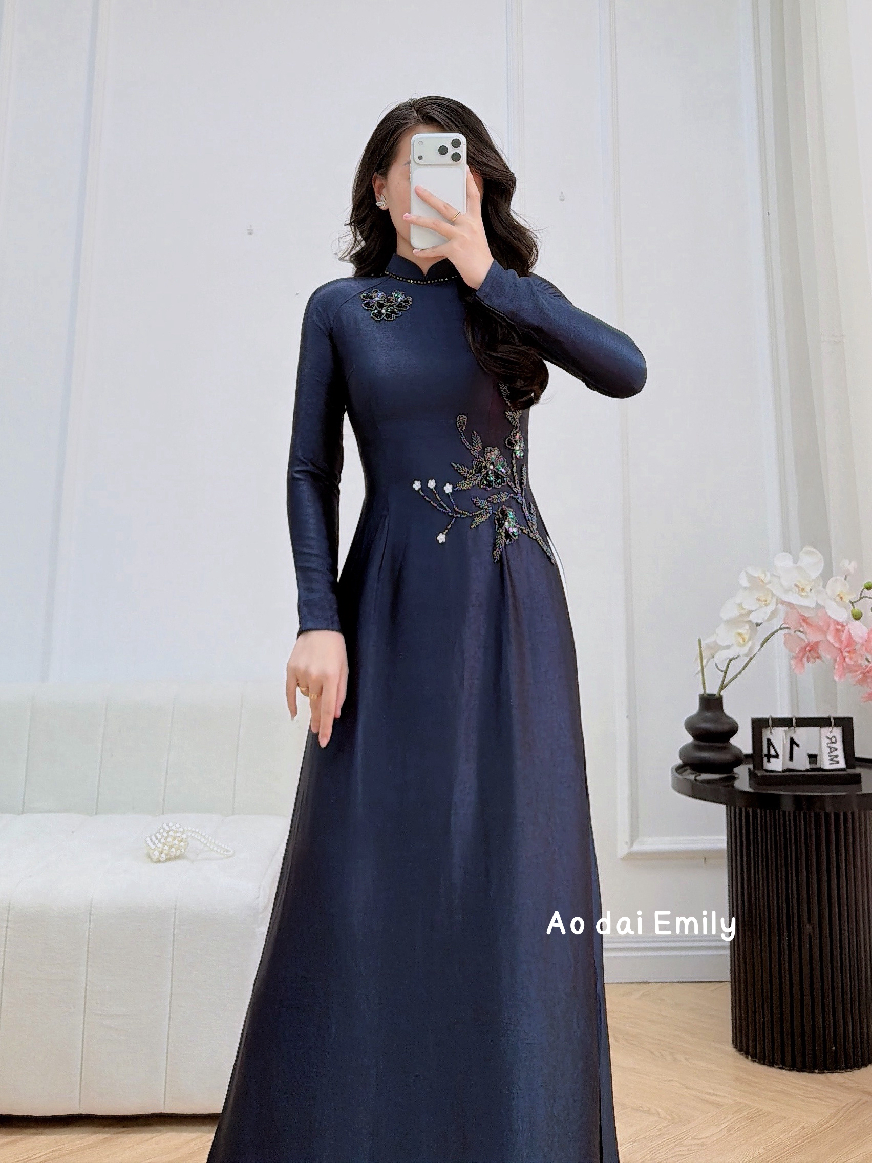 Traditional style Dark Blue ao dai with beading crystals | Diascia