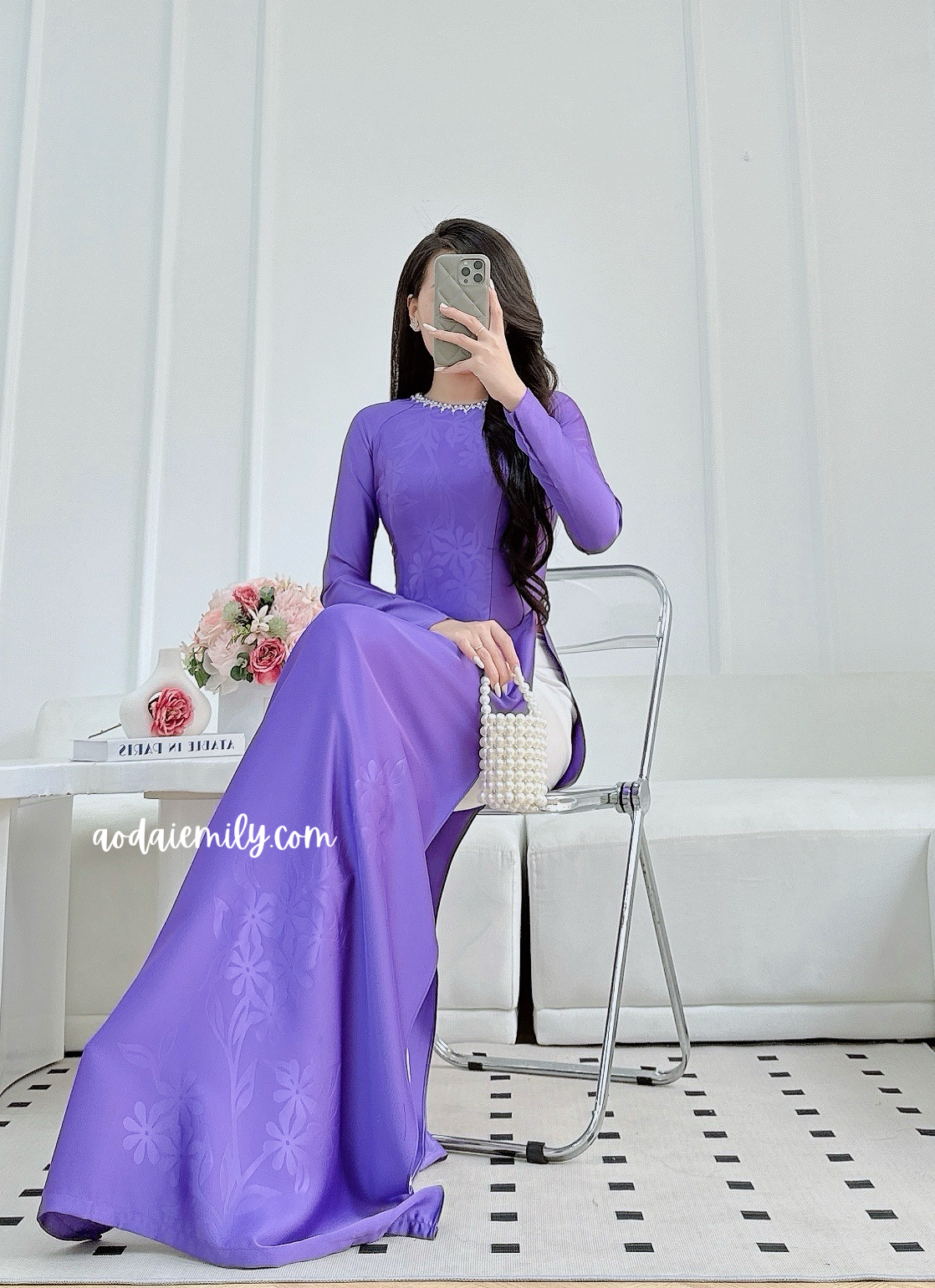 Purple ao dai with simple crystals