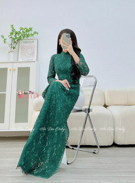 ARIA Green Lace and silk áo dài with pearls