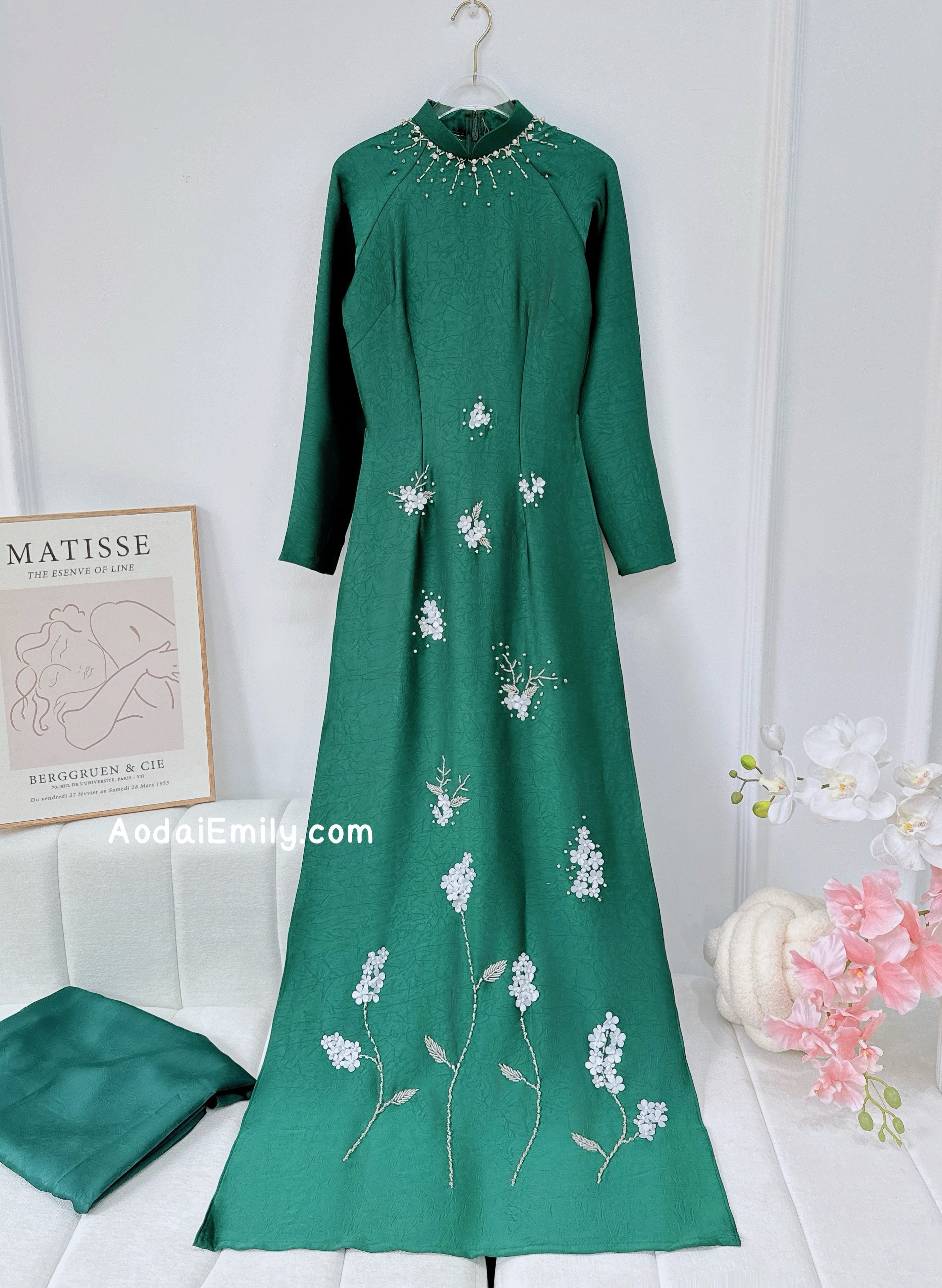 Dark Green Hand beading 3D flowers with crystals