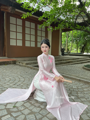 Traditional style ao dai with beading flowers| Rosinweed