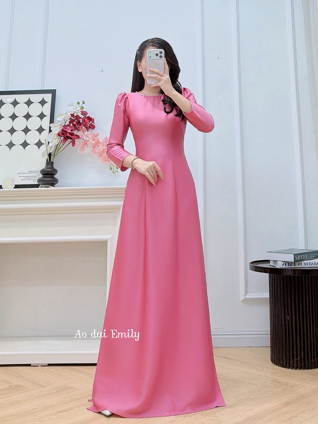 Simple pearls beading collar ao dai | Sunflower
