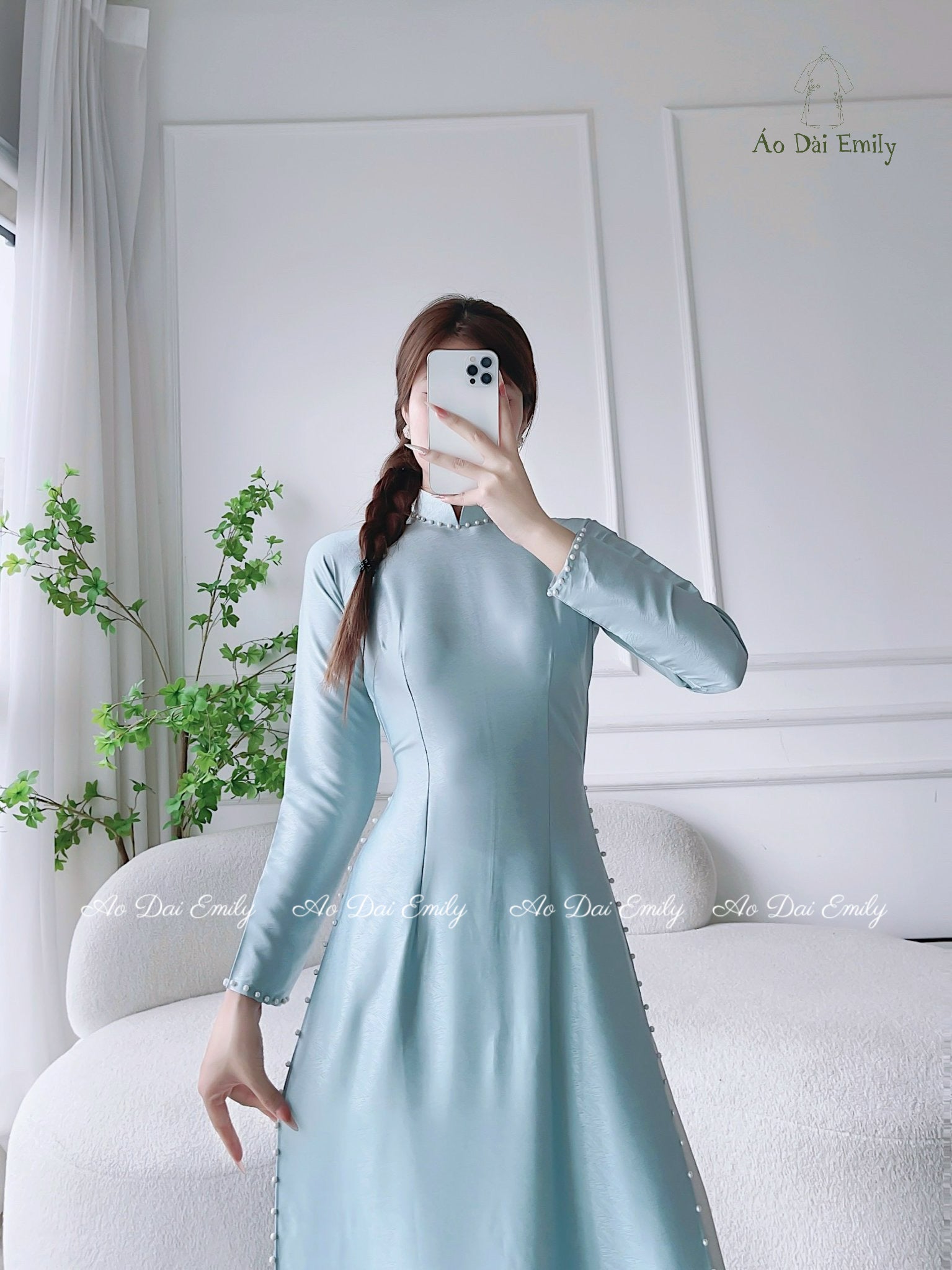 SPRING Plain ao dai with pearls