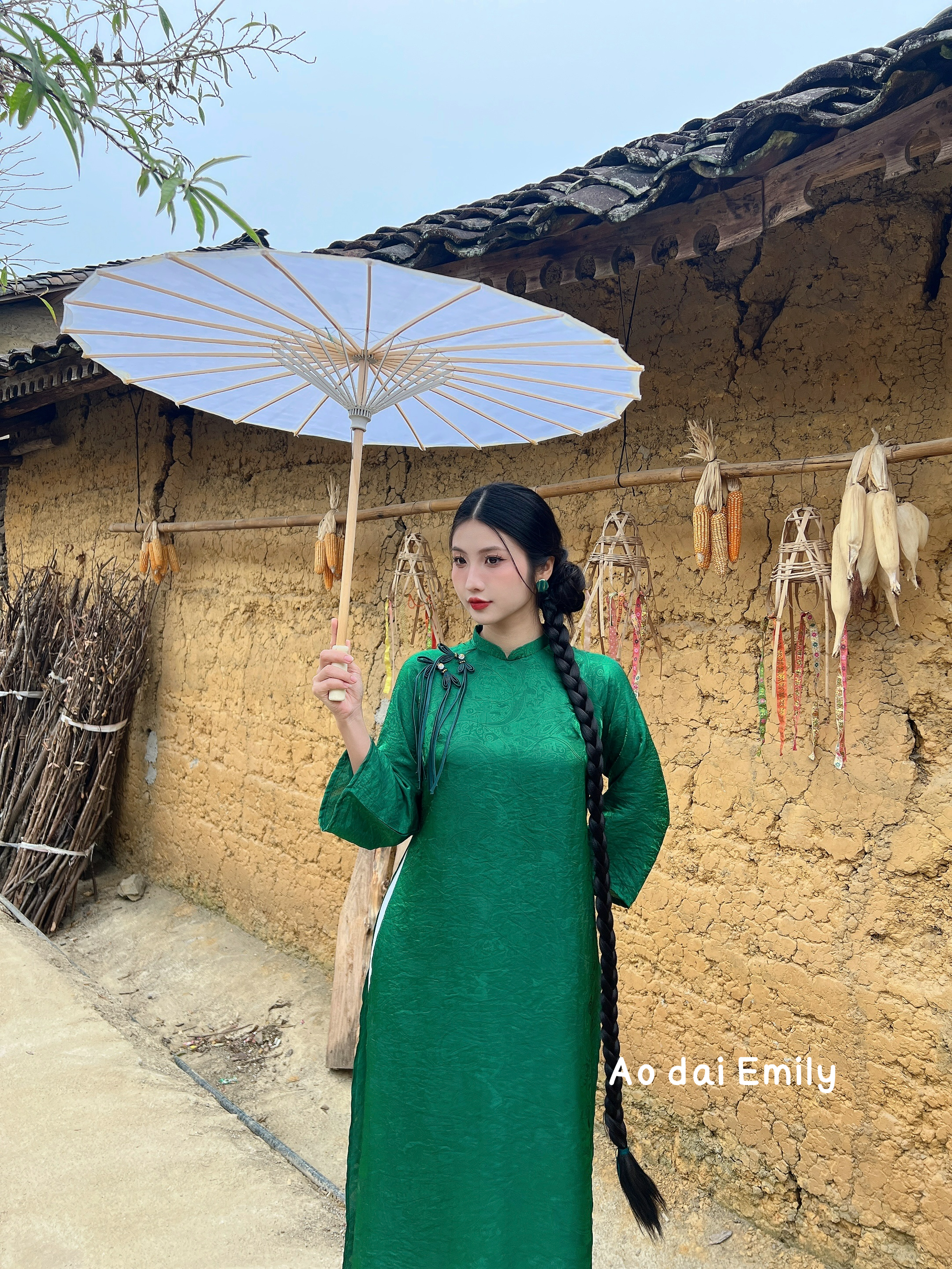 Loosing Dark Green Modern style ao dai with bows| Astilbe
