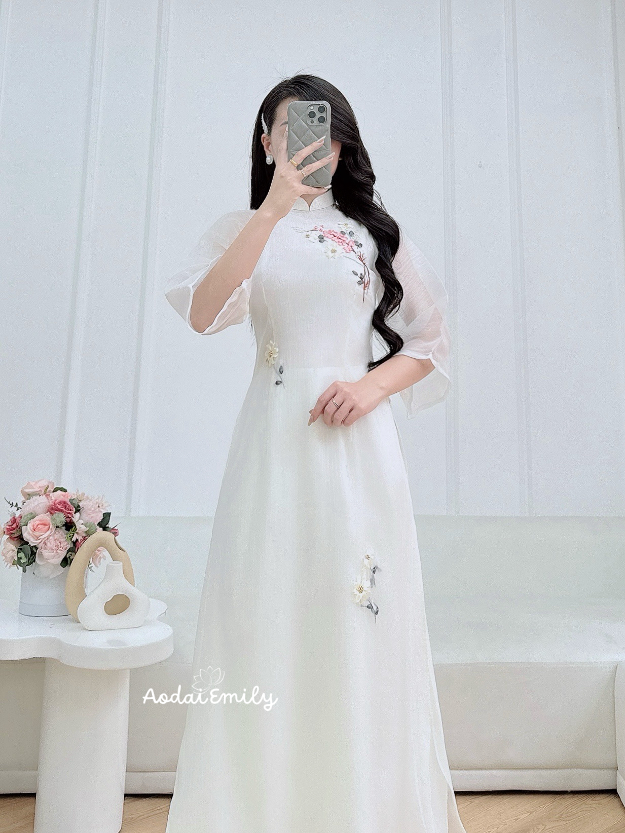 White/Cream ribbons embroidery Pre made ao dai