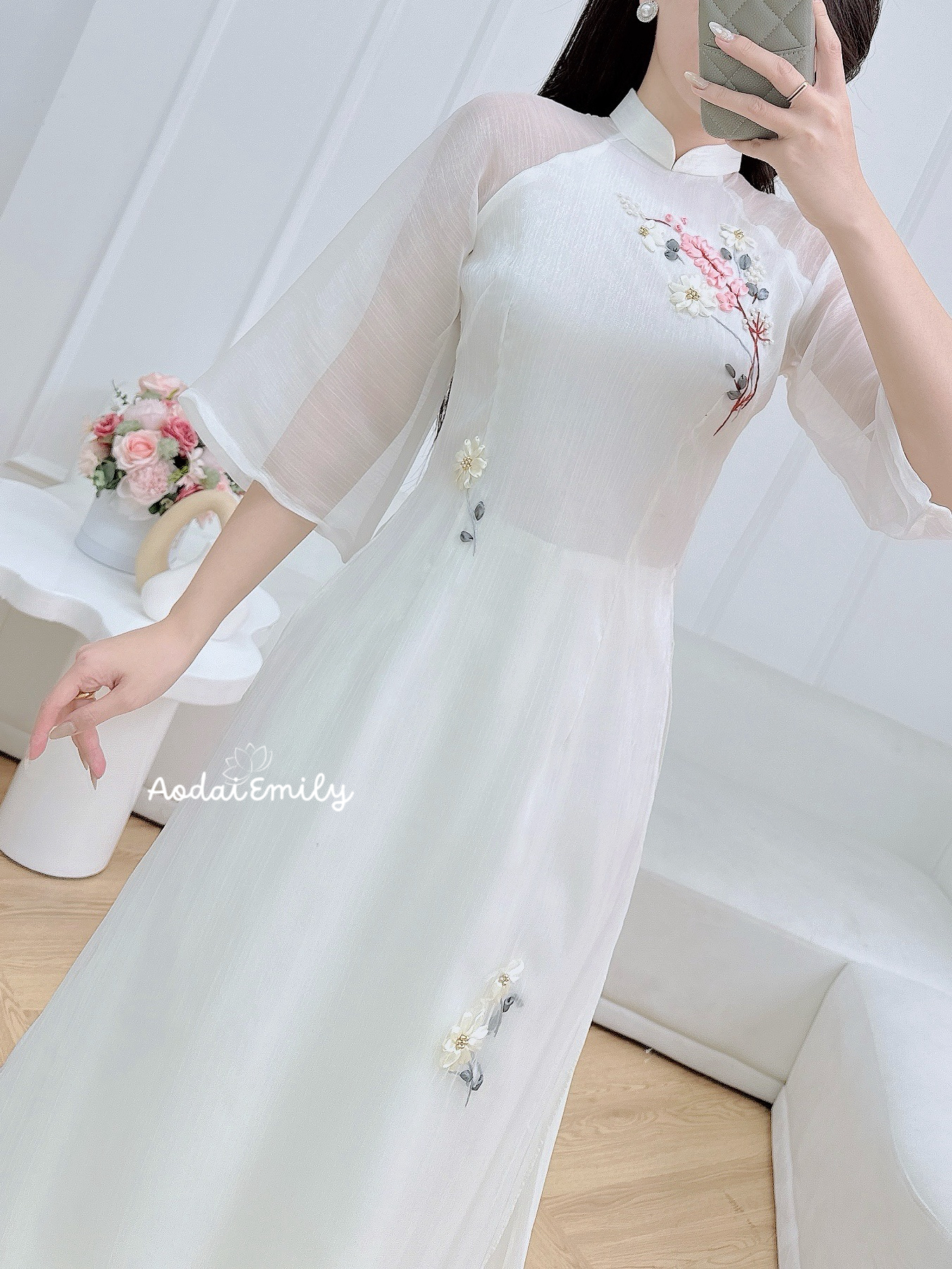 White/Cream ribbons embroidery Pre made ao dai