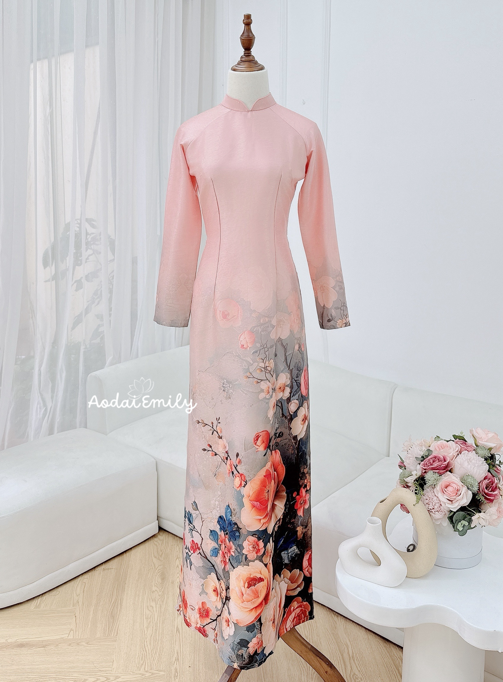 Printed flowers pattern Pre made ao dai for women
