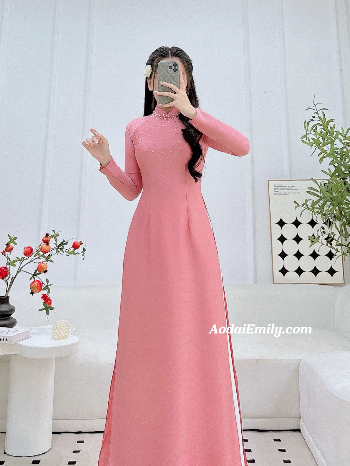 Ao dai with crystals collar|
