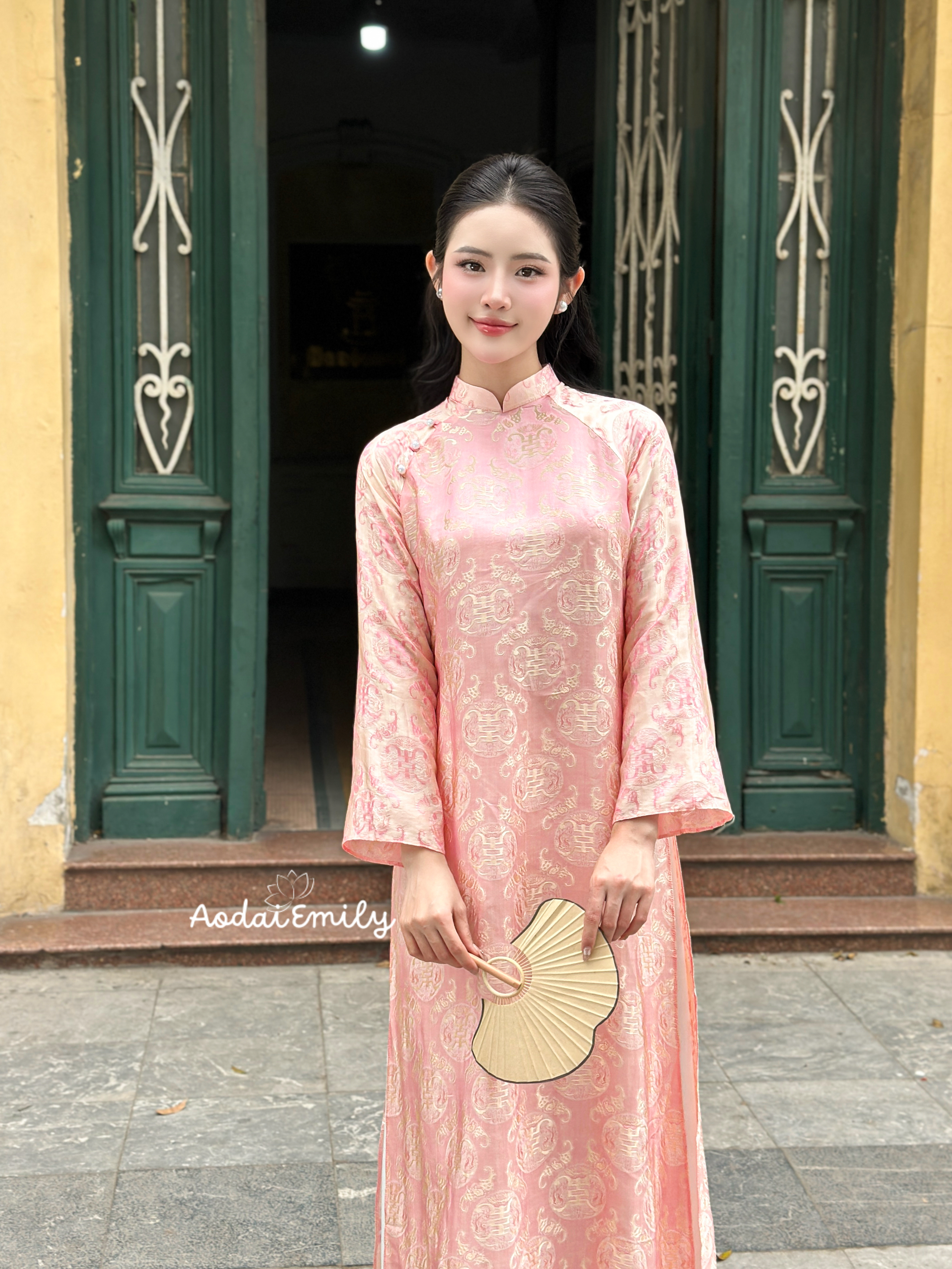 Loosing style Mulberry silk ao dai|