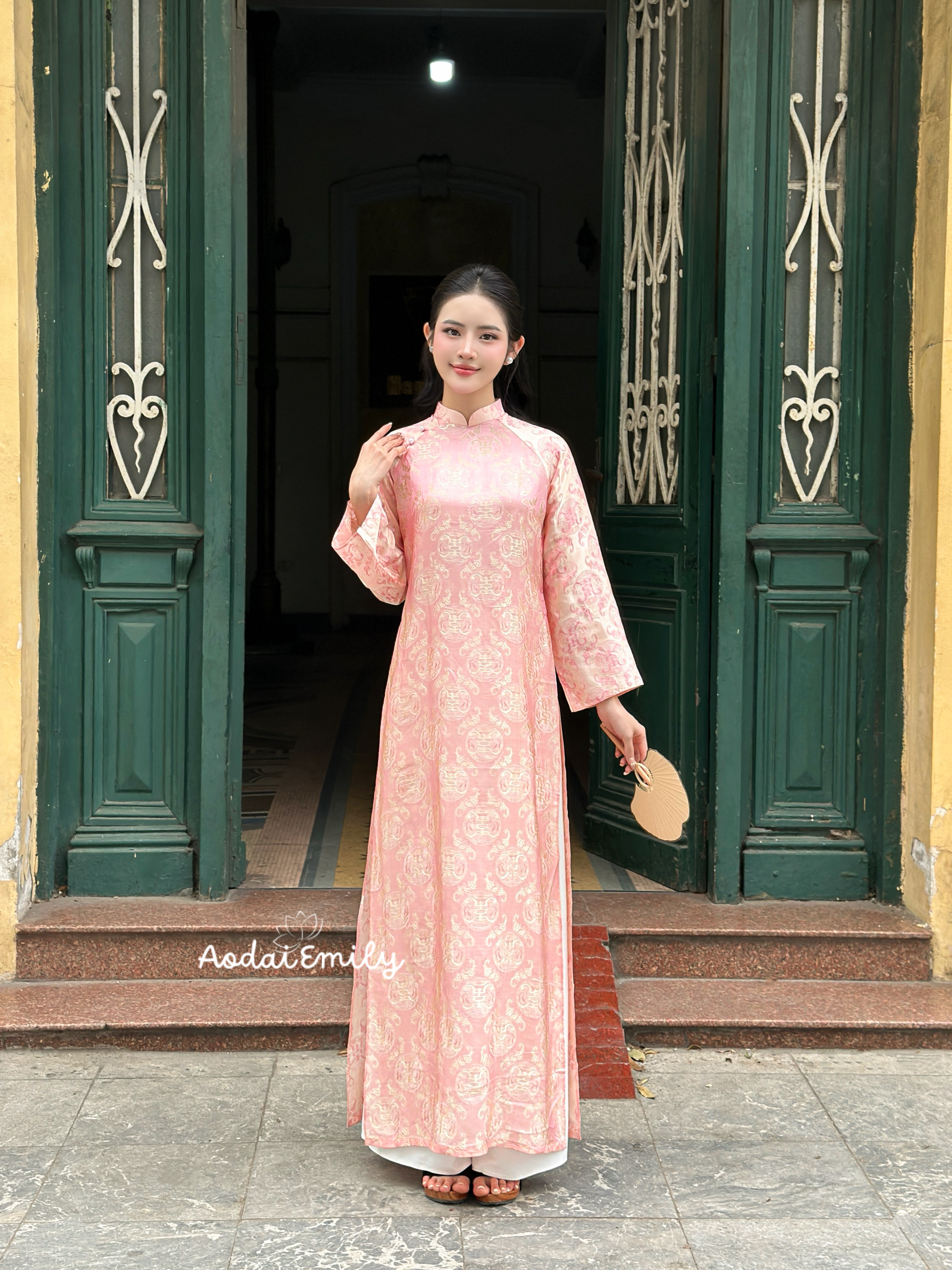 Loosing style Mulberry silk ao dai|