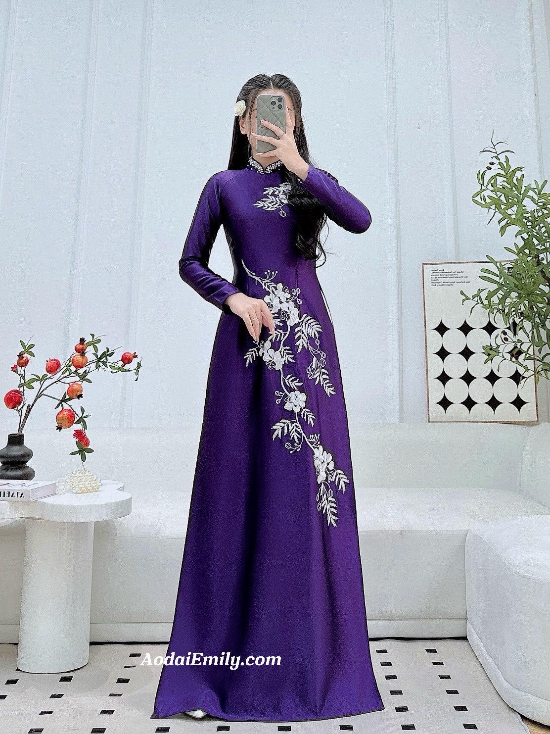 Purple Hand beading collar with embroidery flowers