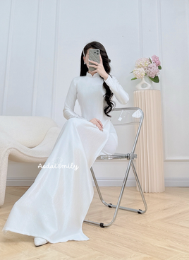 ROSEMARY White ao dai with designed crystals