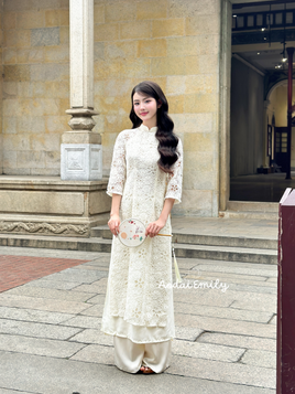 ELIZABETH Cream Lace and silk Modern áo dài