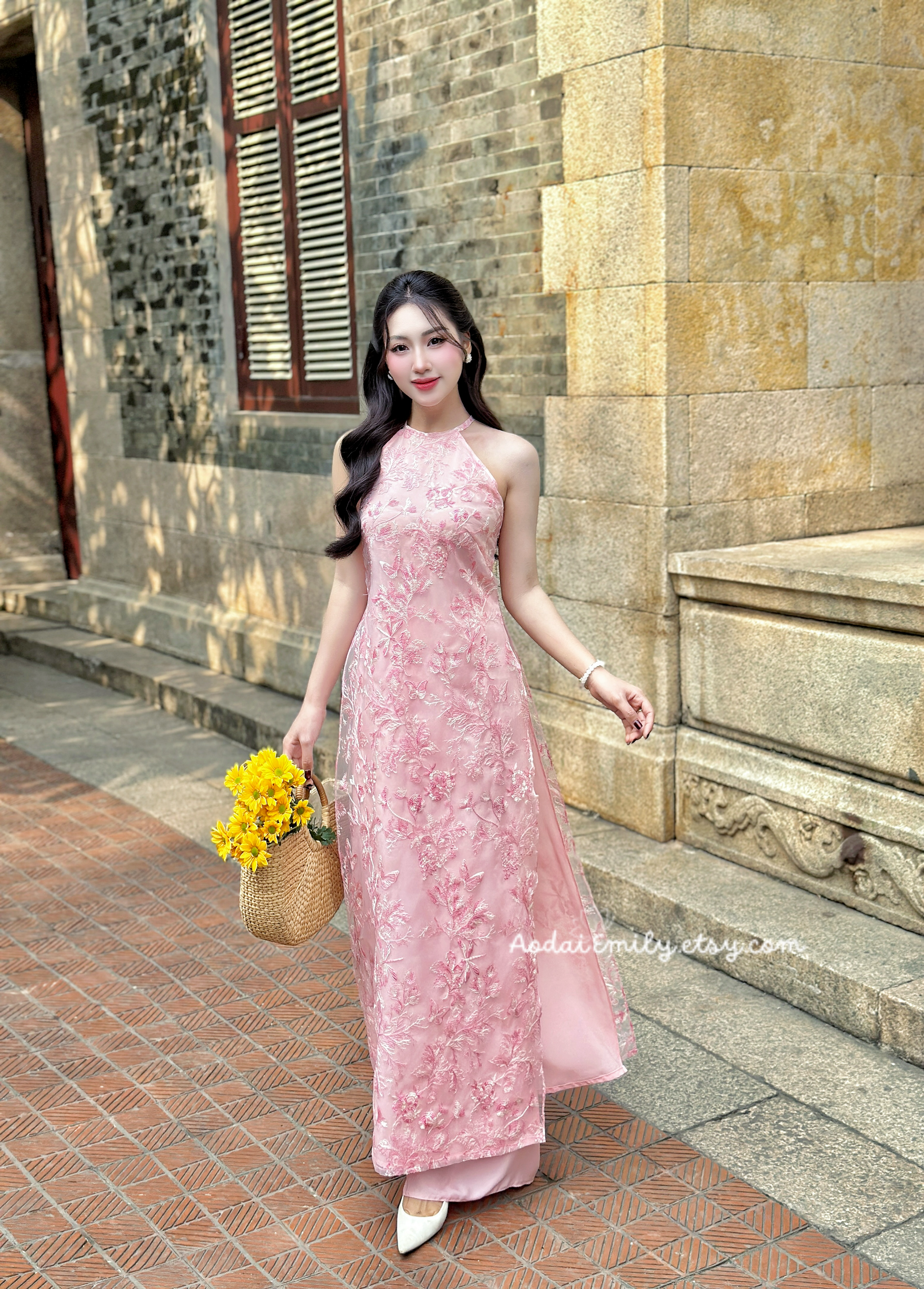 ALYSSA Sleeveless Pink flowers embroidery patterns Pre made ao dai