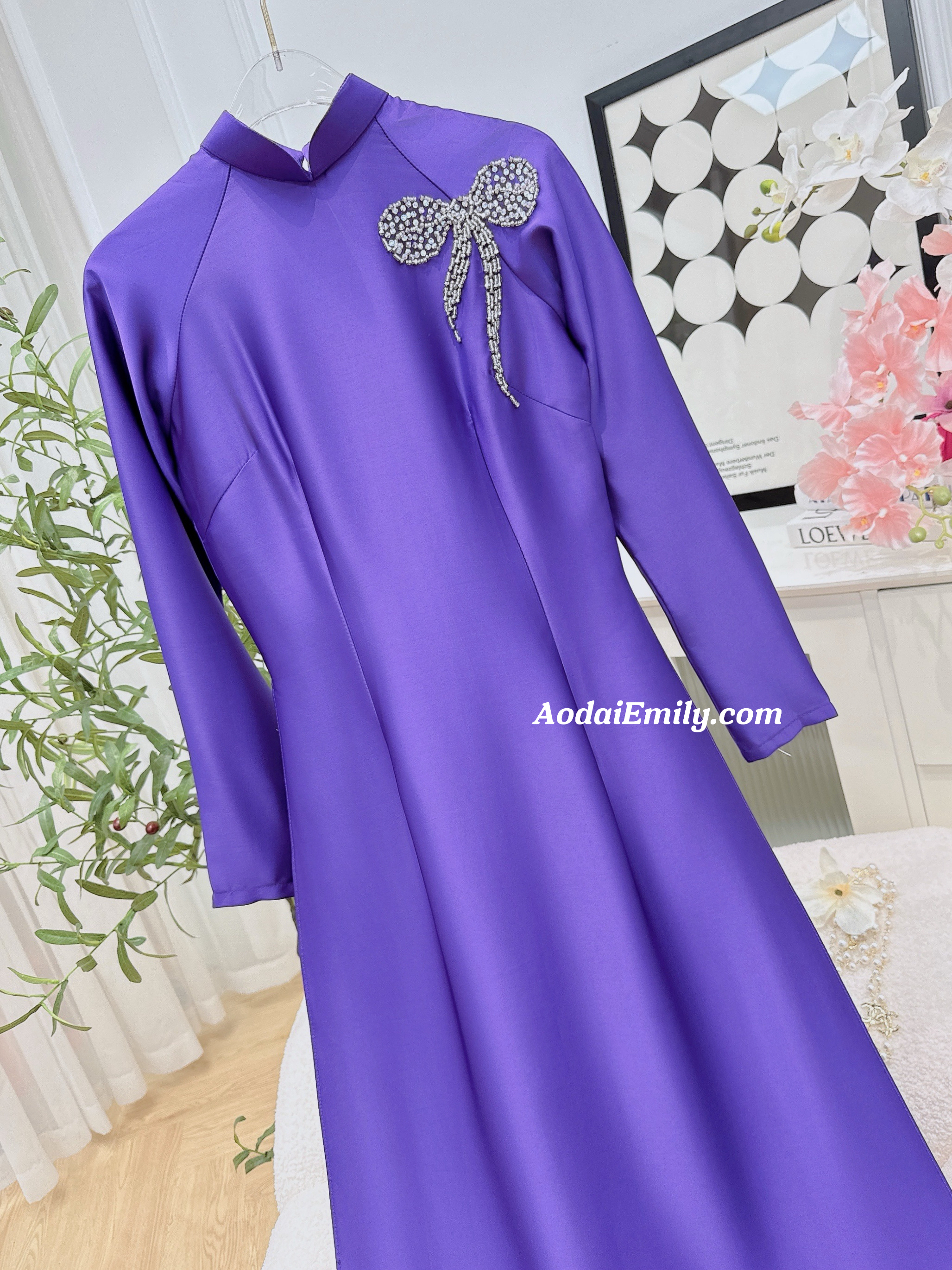 Purple ao dai with Hand beading bows