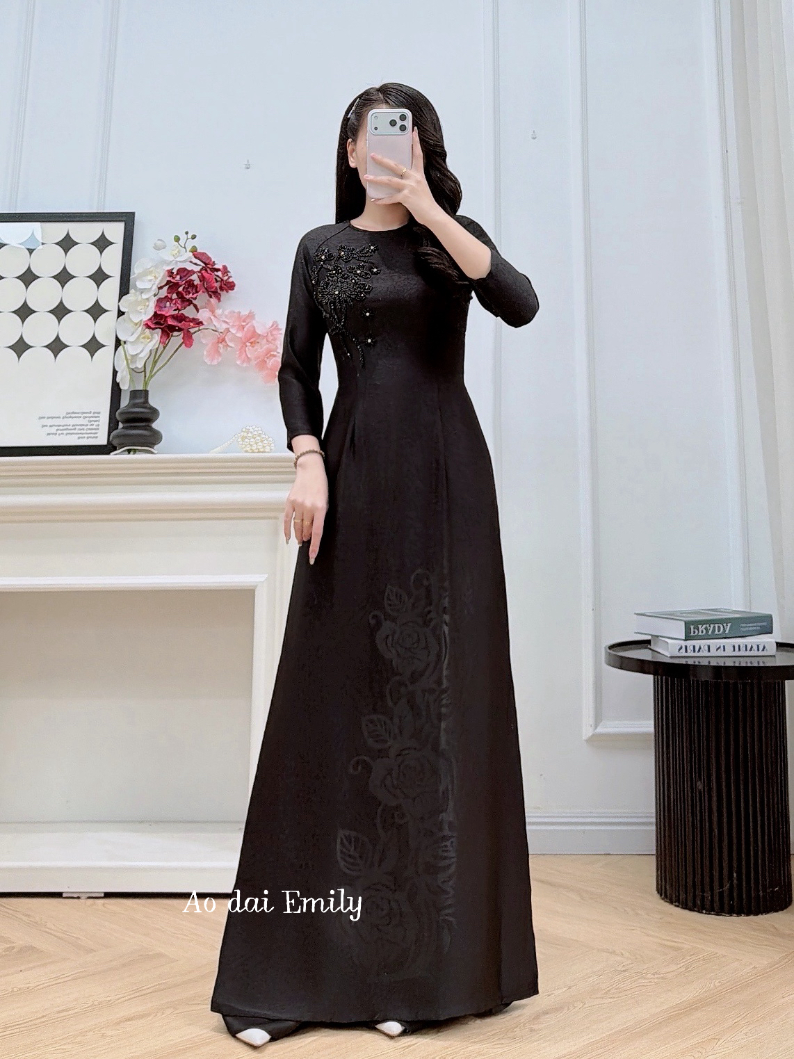 Black  Ao dài with beading designs| Lihua