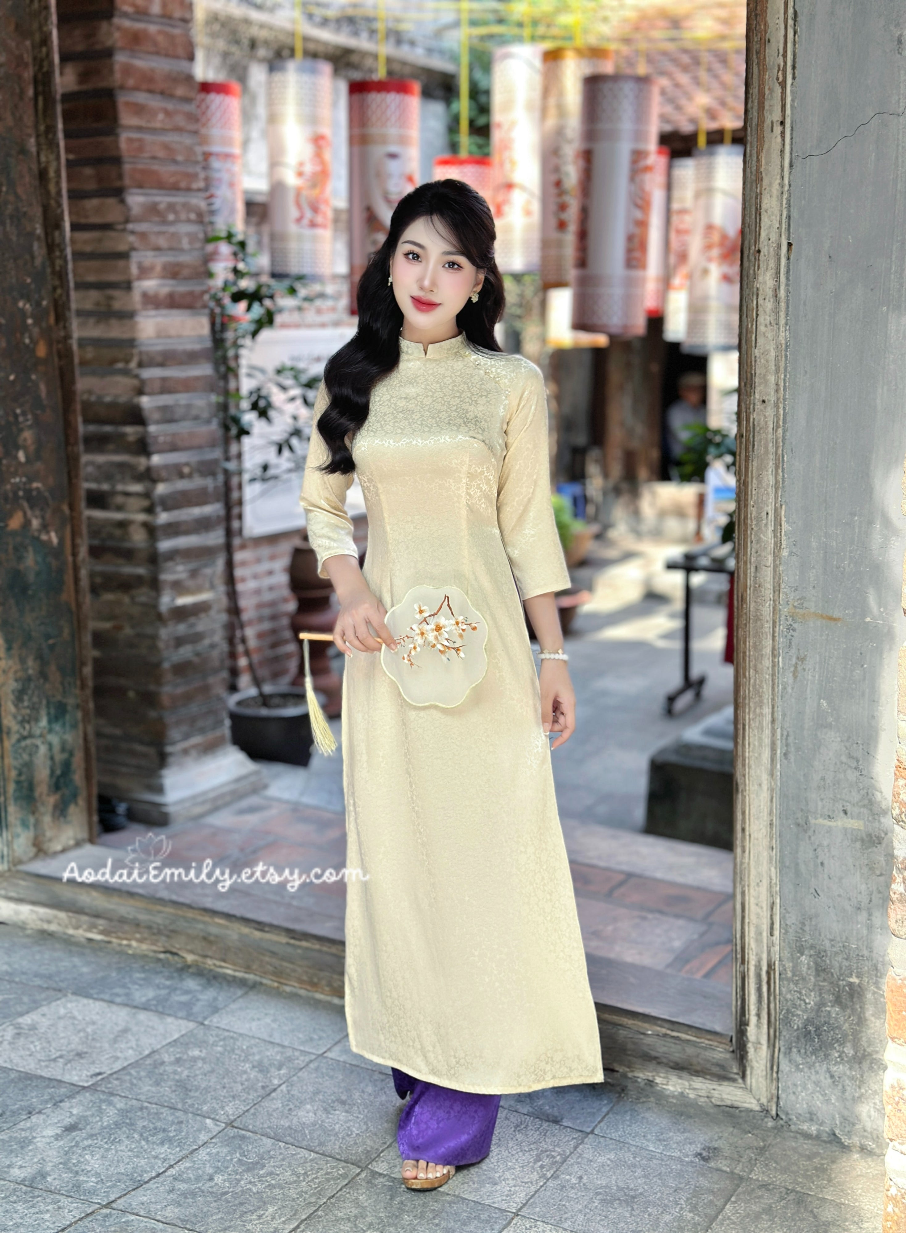 Purple/ Cream Pre made ao dai