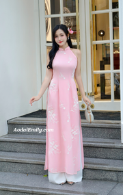 Pink Sleeveless with embroidery flowers