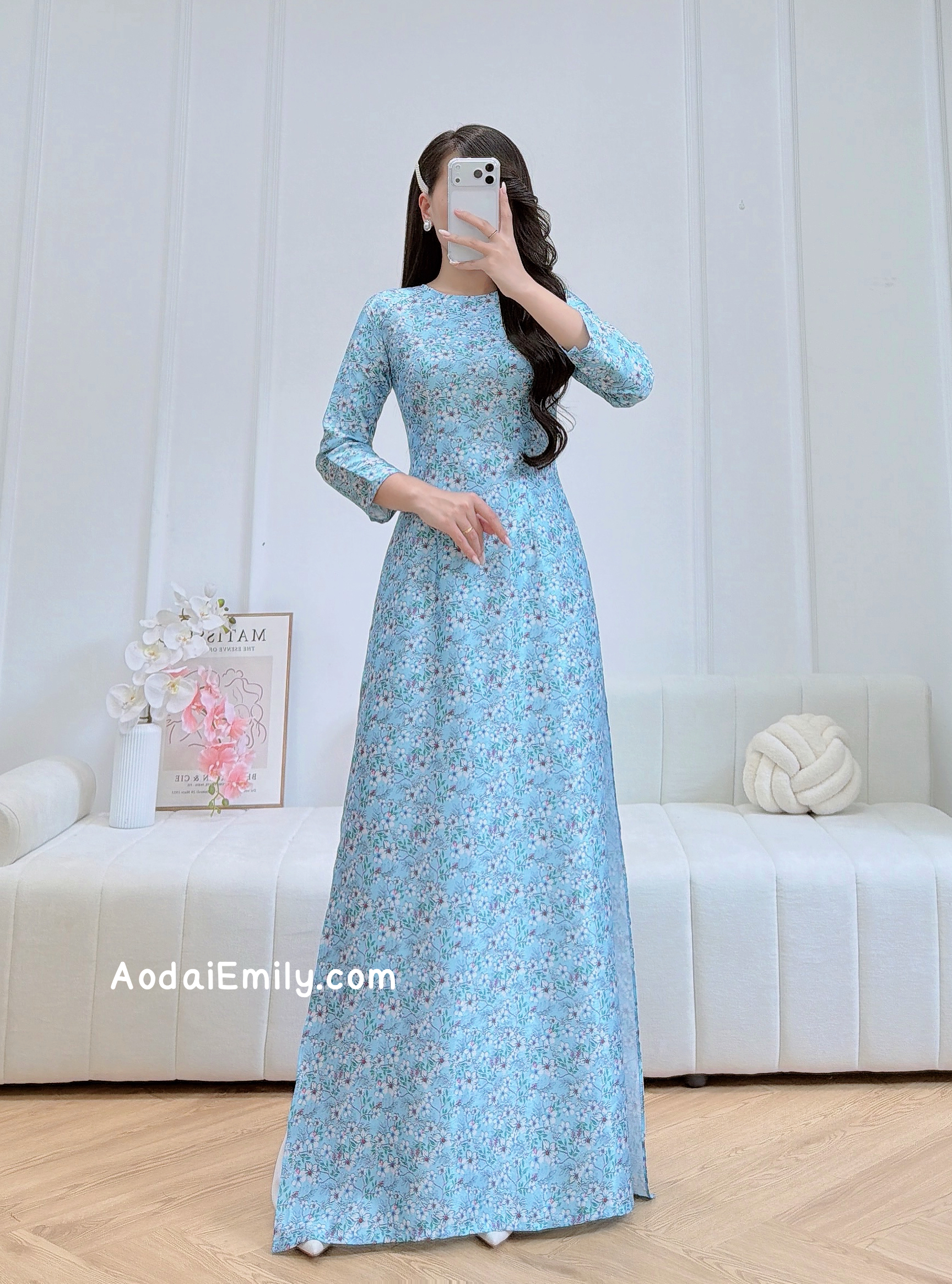 Printed flowers patterns Ao dai