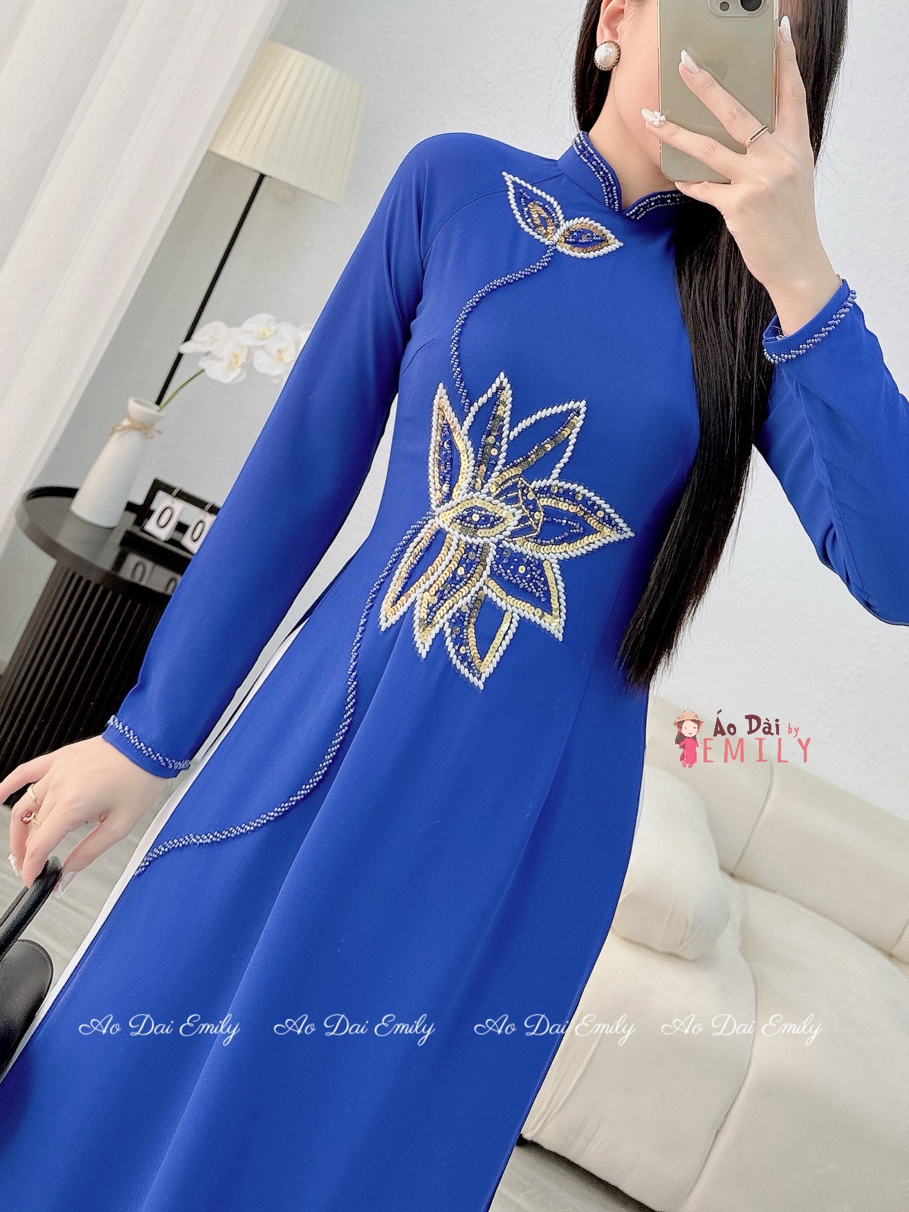 Blue hand beading lotus with crystals