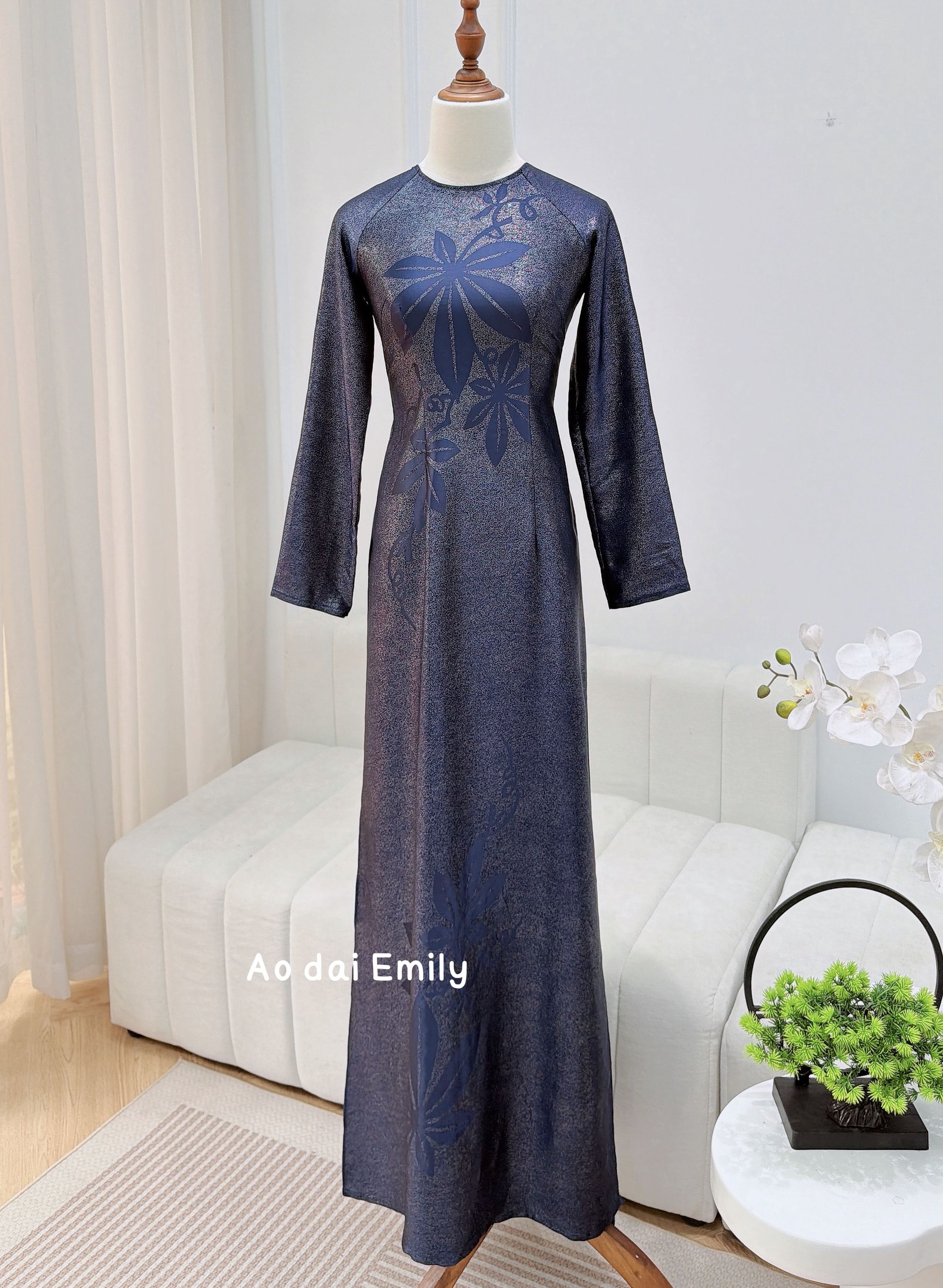 Sparkling Dark Blue Ao dai with round collar |Common mallow