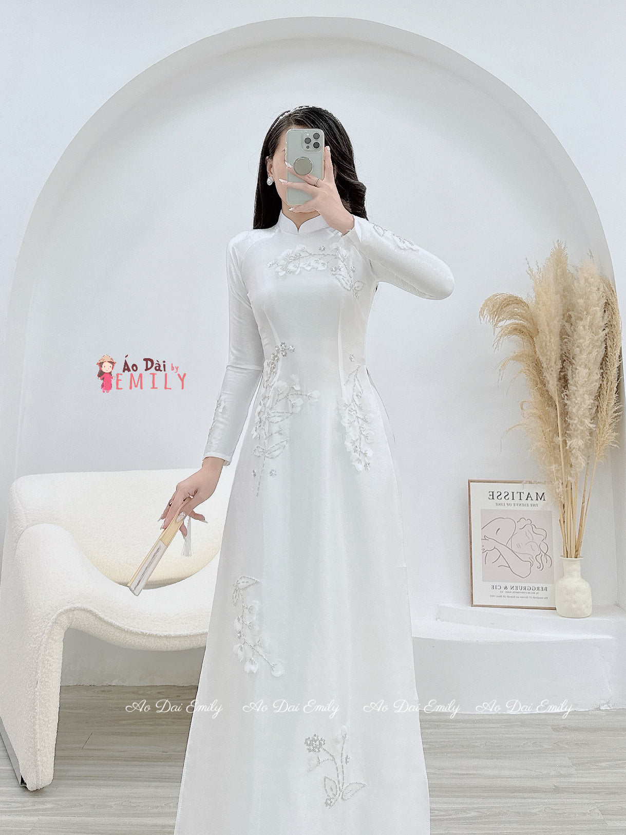 White Lily flowers with crystals Pre made ao dai|  Balloon flower